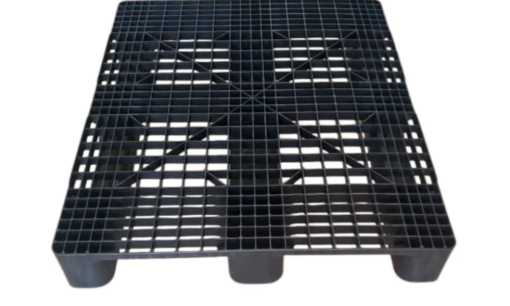 Pallet Plástico 100×120×15 (Travado)