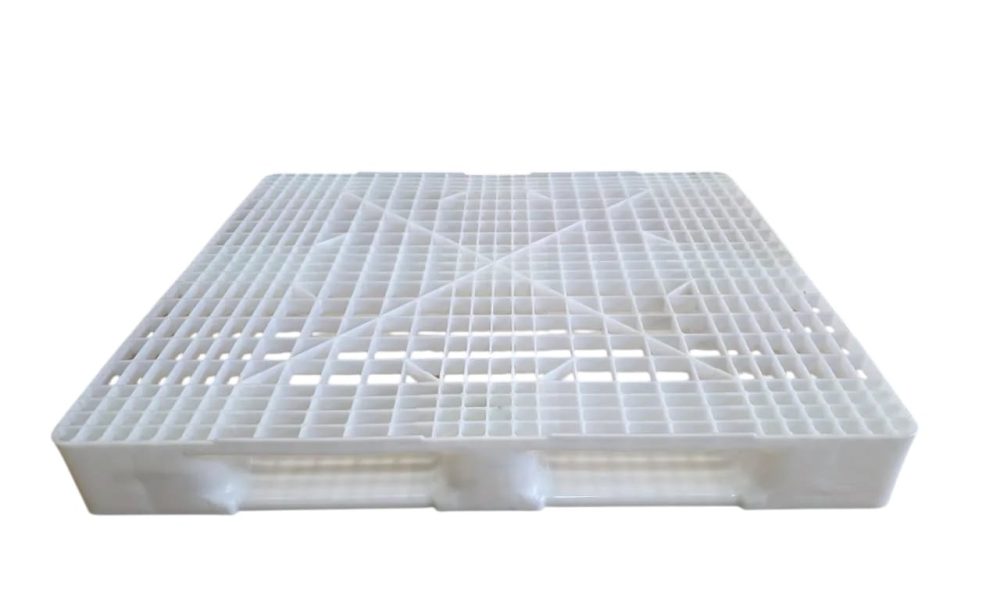 Pallet Plástico Câmara Fria 100×120×15 Travado