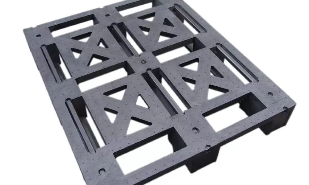 Pallet Plástico 100×120×15 (Travado com Alma de Aço)