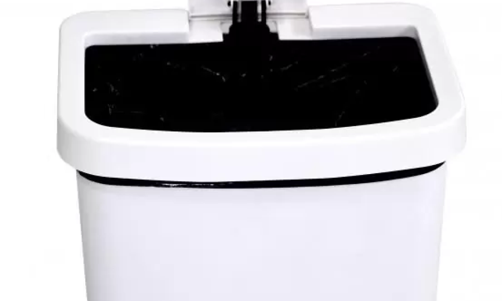 Lixeira com Pedal 50L